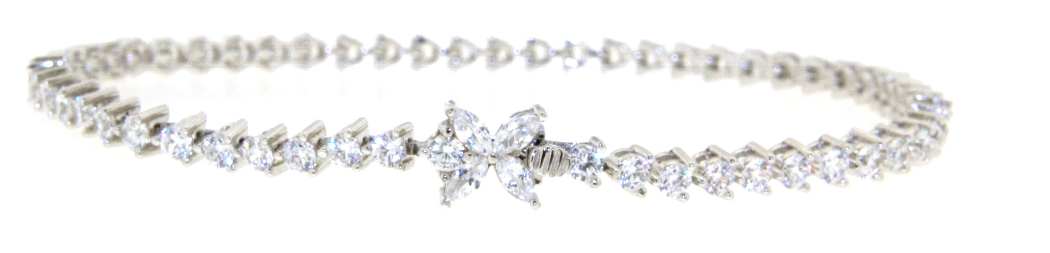 Silber Tennisarmband mit Schmuckschließe