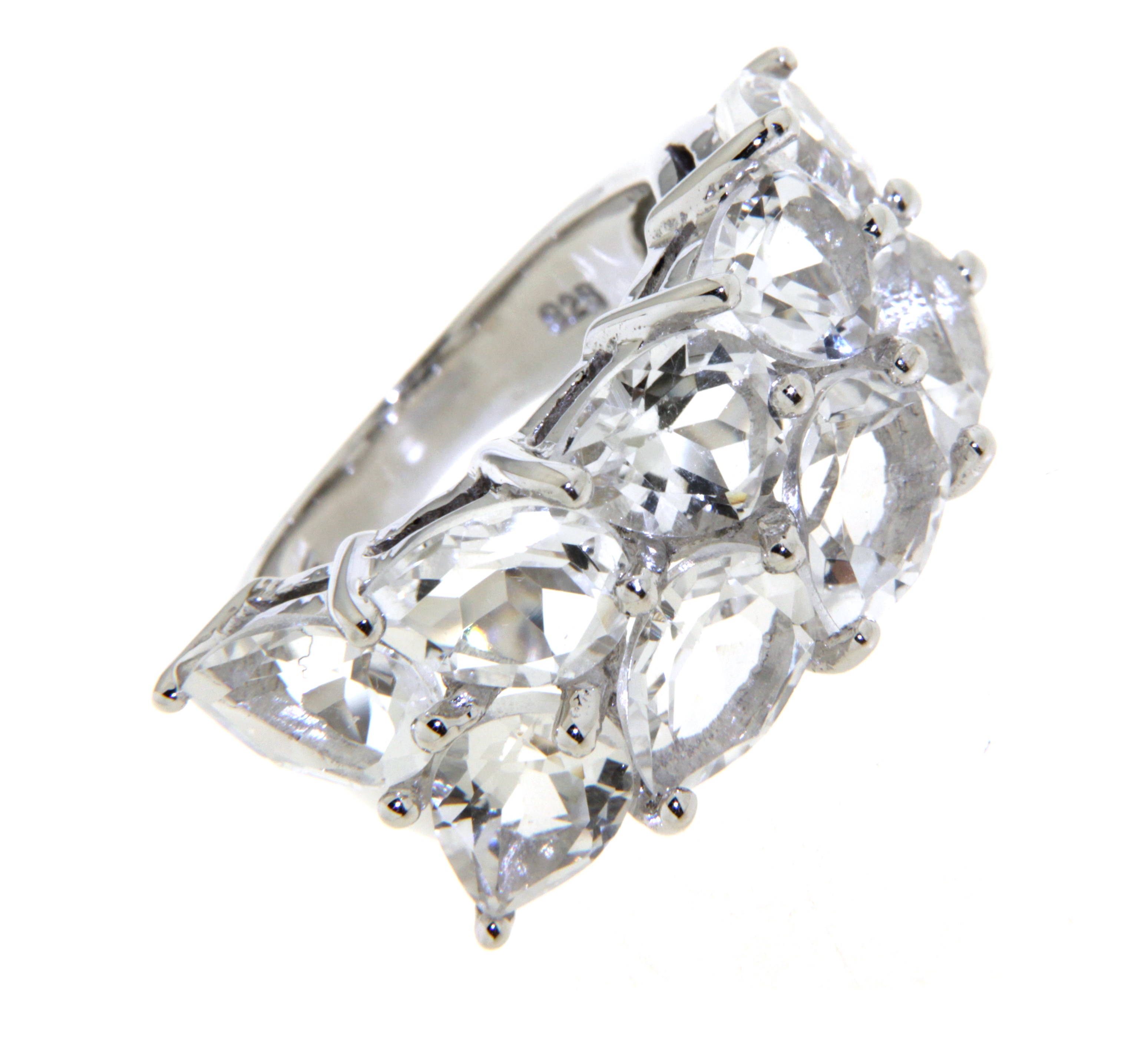 Ring mit Bergkristallen